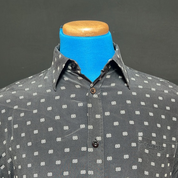 Authentic Balenciaga Men’s Collared Button Down Shirt with BB Monogram ❣️ - Picture 4 of 9
